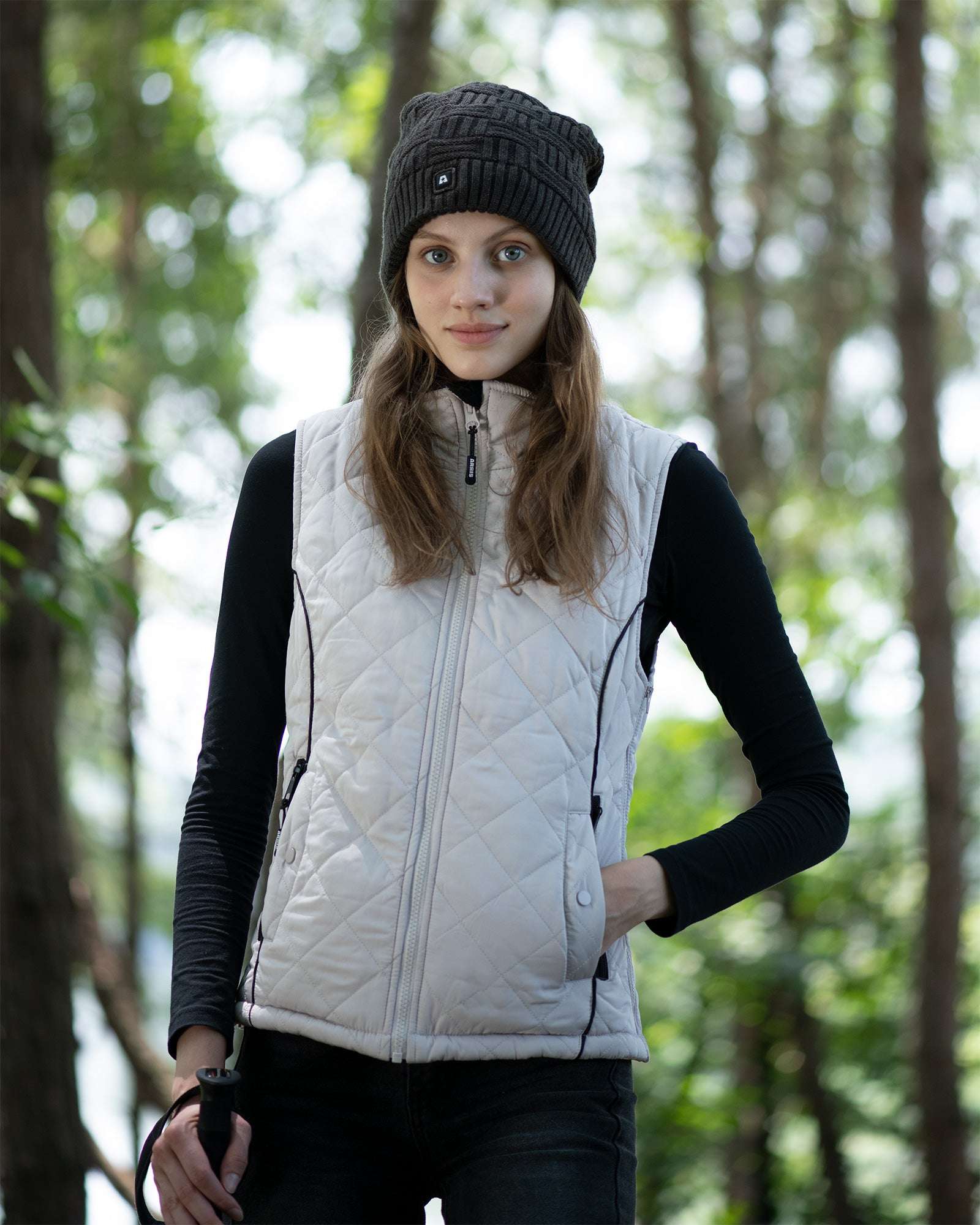 ARRIS classic white heated vest and heated hat