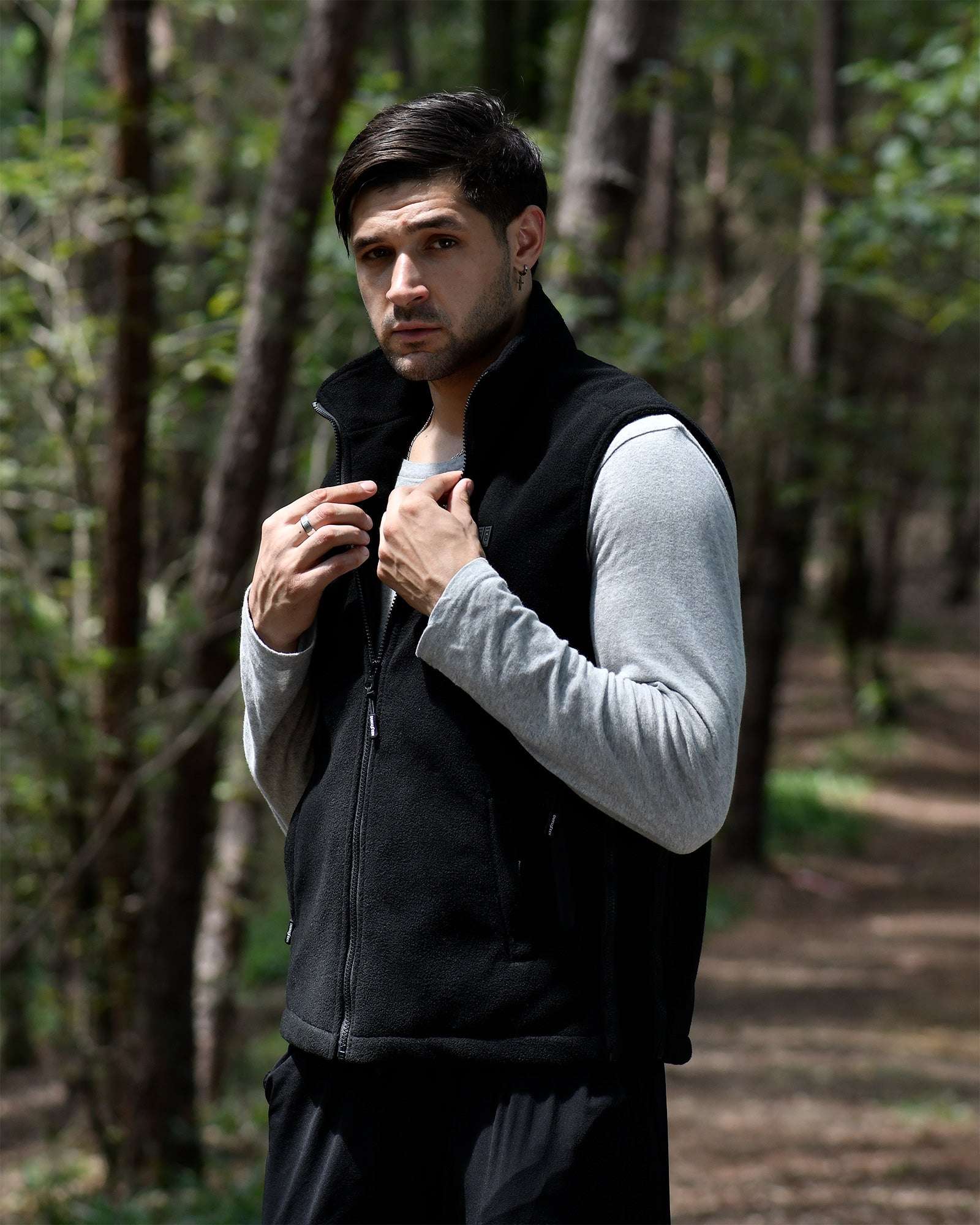 ARRIS Heated Mens Vest with Battery Pack 7.4V, Size Adjustbale Fleece Heated Vest with Shoulder Heat, Hand Warmer for Winter Hunting Skiing, Unisex