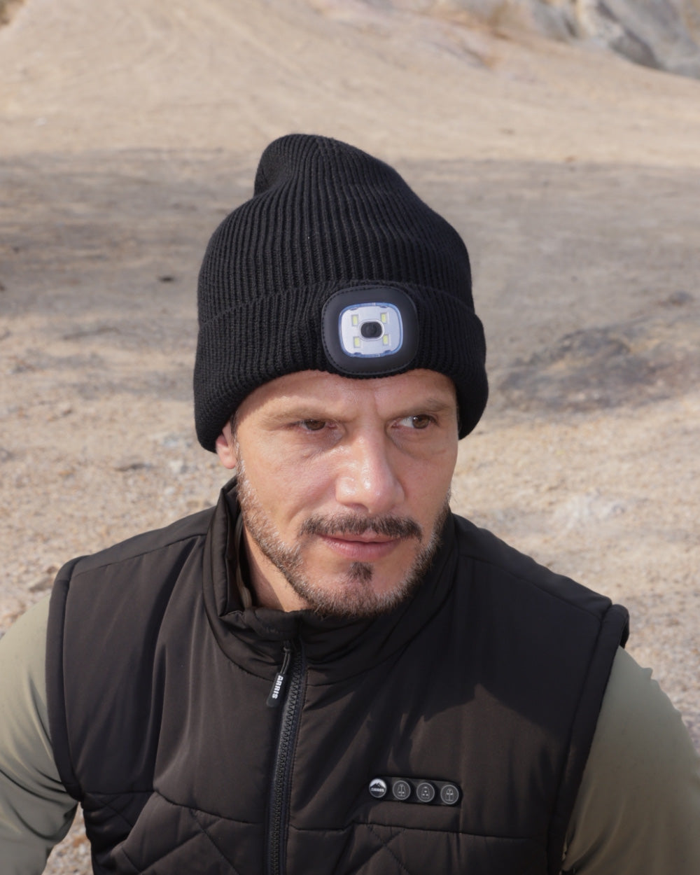 ARRIS Black Heated Hat with LED Light – Rechargeable Winter Heated Beanie for Outdoor Work & Sports