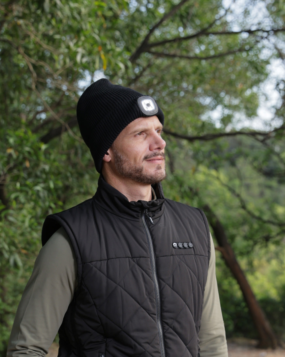 ARRIS Black Heated Hat with LED Light – Rechargeable Winter Heated Beanie for Outdoor Work & Sports